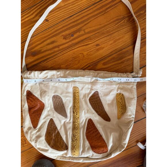 1980s Exotic Patchwork Leather Drawstring Shoulder Bag - Picture 7 of 9